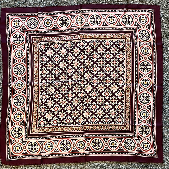 Vera Bradley Silk Scarf - Picture 3 of 9